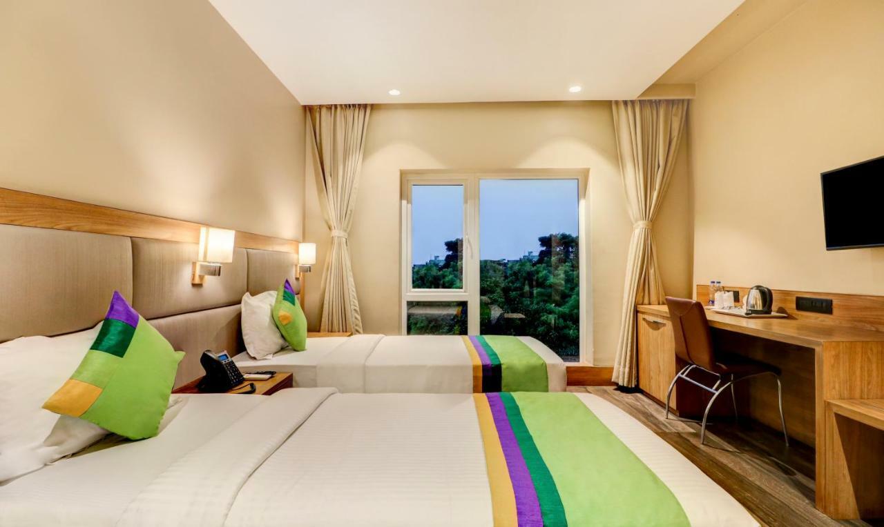 Treebo Radhe Palace Колката Екстериор снимка
