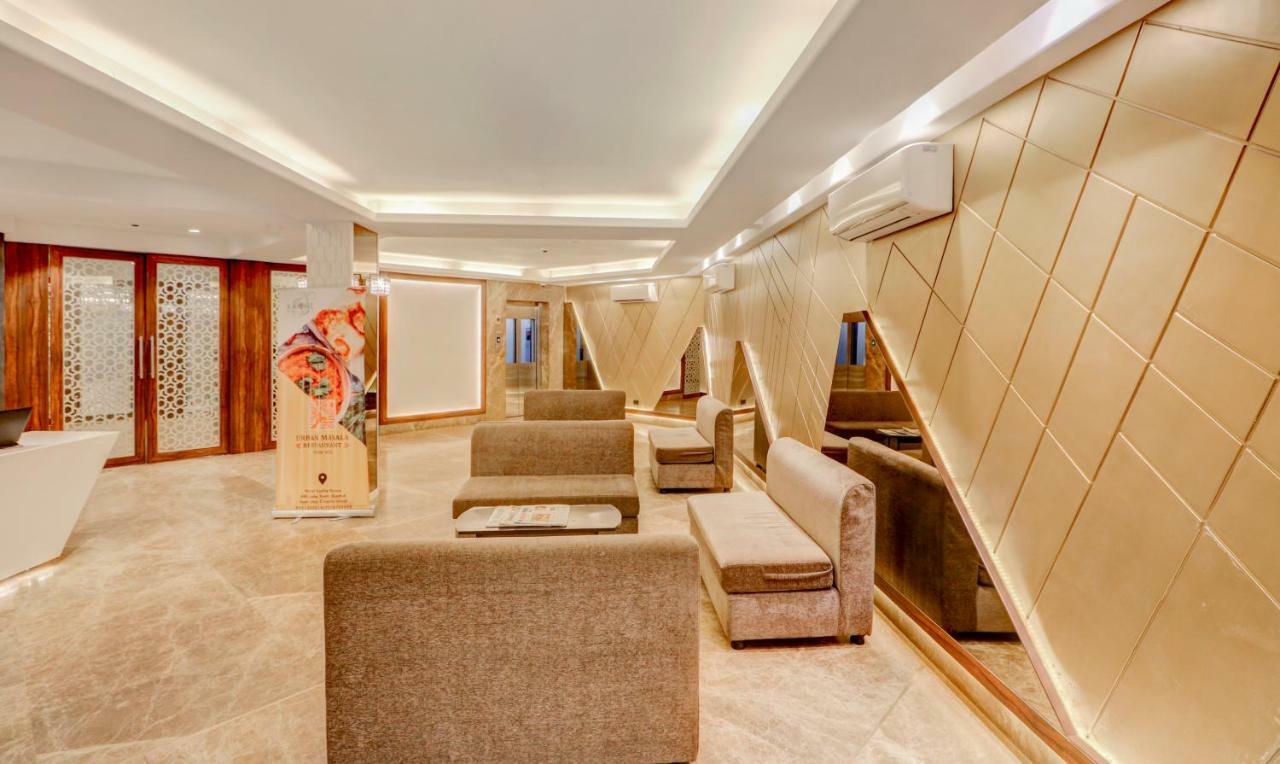 Treebo Radhe Palace Колката Екстериор снимка
